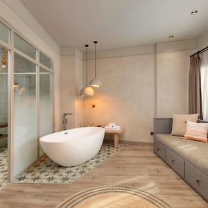 Apartament z łóżkiem king-size